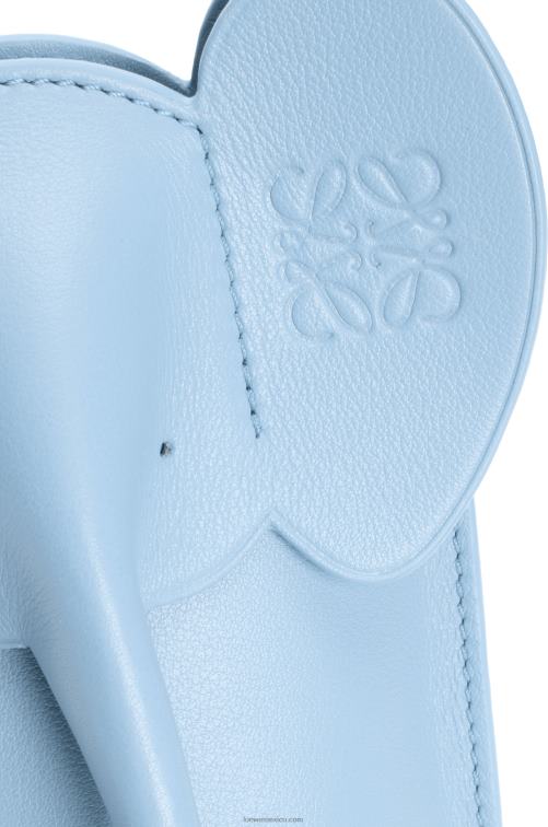 azul polvoriento bolsillo de elefante en piel de becerro clásica Loewe R8J8Z580 mujer