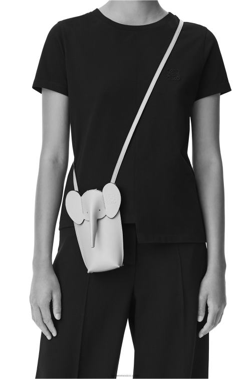 broncearse bolsillo de elefante en piel de becerro clásica Loewe R8J8Z596 mujer