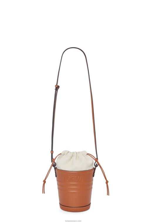 broncearse bolsillo jardinero de piel de becerro Loewe R8J8Z227 mujer