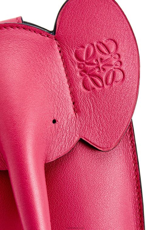 esmalte rojo rubí bolsillo de elefante en piel de becerro clásica Loewe R8J8Z604 mujer