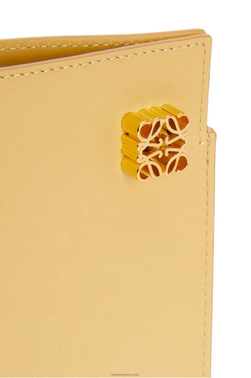 mantequilla oscura bolsillo para dados en piel de becerro clásica Loewe R8J8Z574 mujer