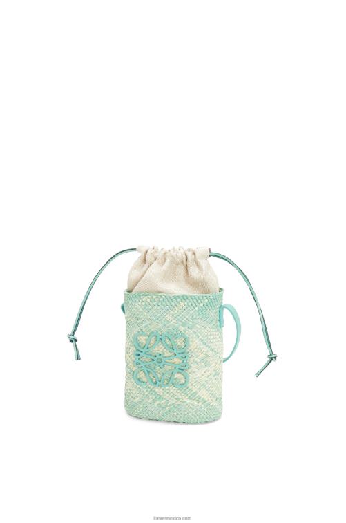 menta fresca bolsillo cuadrado en palma de iraca y piel de becerro Loewe R8J8Z317 mujer