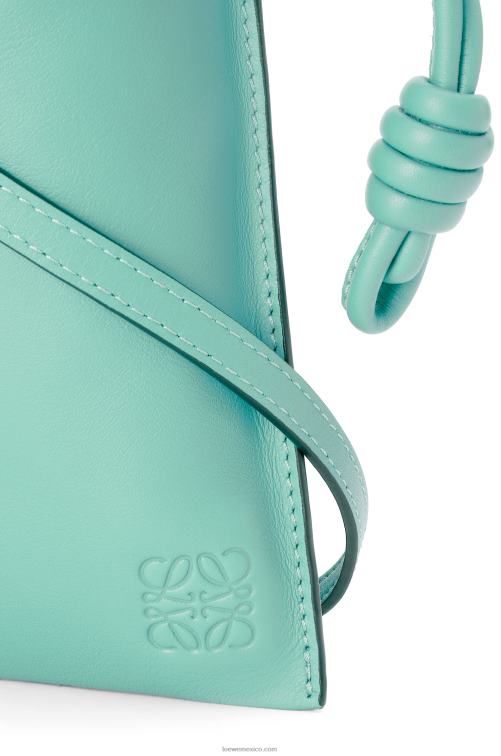 menta fresca bolsillo flamenco de piel de becerro napa Loewe R8J8Z296 mujer
