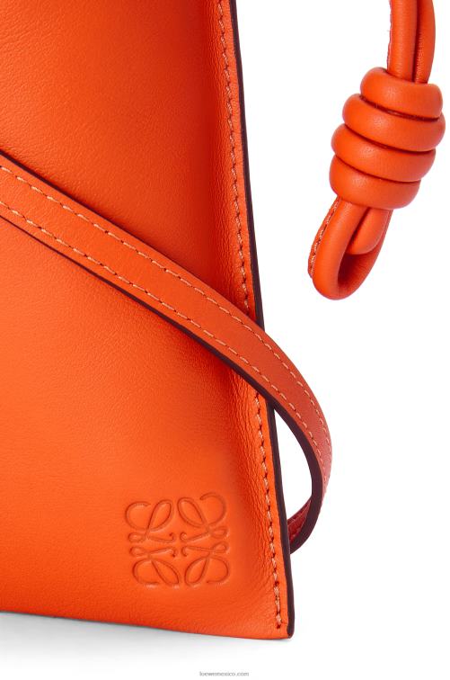 naranja bolsillo flamenco de piel de becerro napa Loewe R8J8Z599 mujer