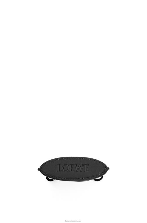 negro bolsillo para dados en piel de becerro clásica Loewe R8J8Z575 mujer