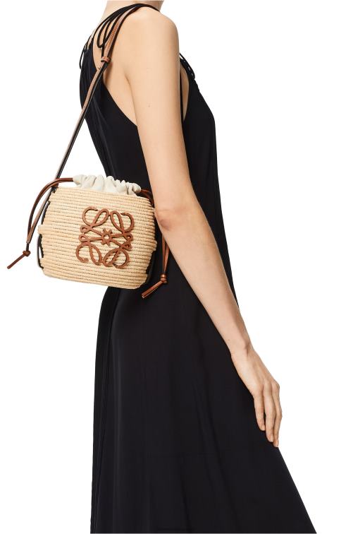 Bronceado natural Bolso cesta colmena de rafia y piel bovina Loewe R8J8Z35 mujer