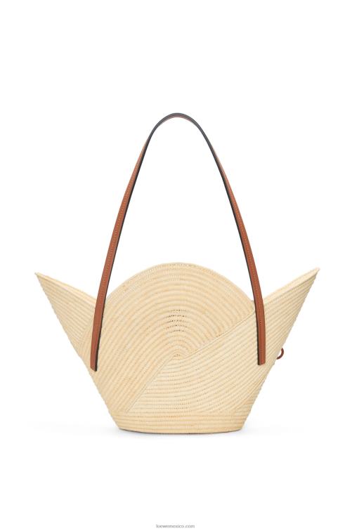 Bronceado natural Bolso cesta petal de rafia y piel bovina Loewe R8J8Z61 mujer