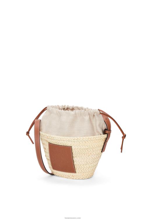 Bronceado natural bolso bombonera con cordón de hoja de palma y piel de becerro Loewe R8J8Z22 mujer