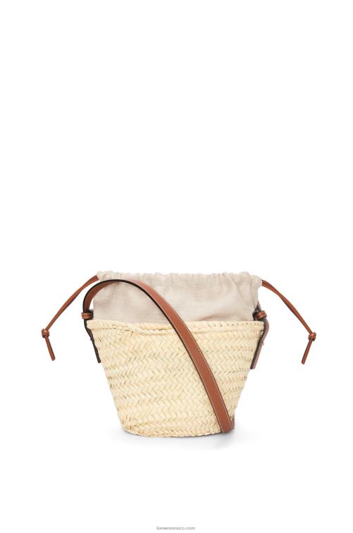 Bronceado natural bolso bombonera con cordón de hoja de palma y piel de becerro Loewe R8J8Z22 mujer