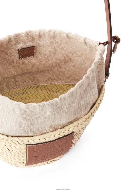 Bronceado natural bolso bombonera con cordón de hoja de palma y piel de becerro Loewe R8J8Z22 mujer