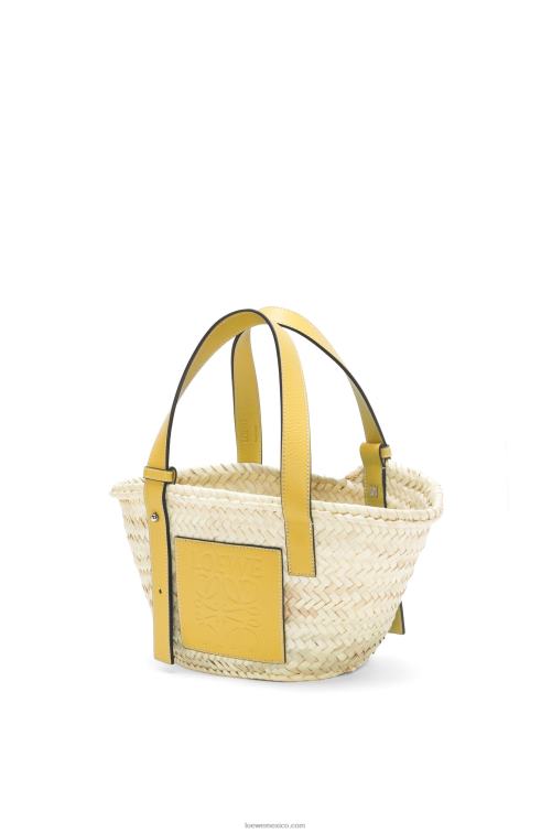 amarillo oscuro Bolso cesta pequeño en hoja de palma y piel de becerro Loewe R8J8Z50 mujer