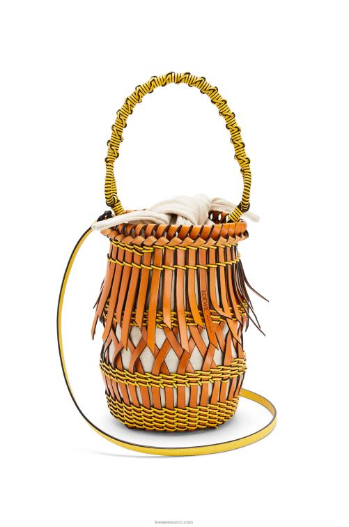 bronceado/amarillo bolso bombonera con flecos de piel de becerro Loewe R8J8Z186 mujer