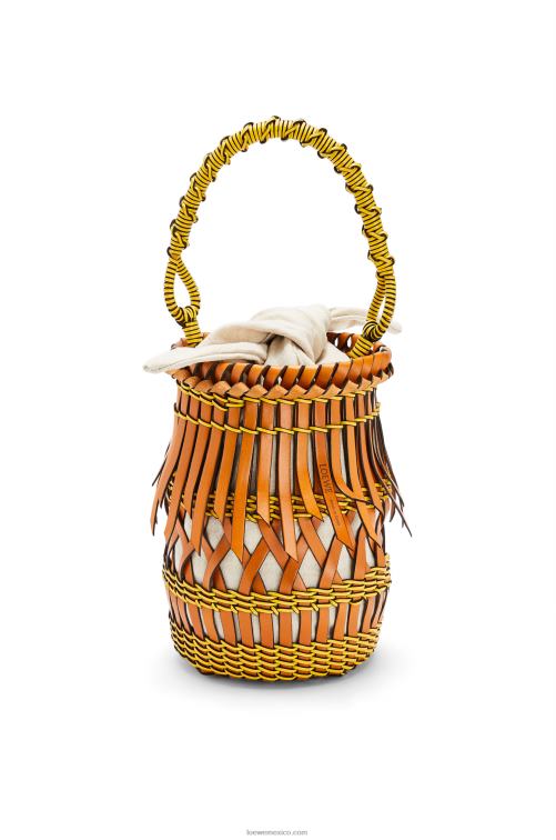 bronceado/amarillo bolso bombonera con flecos de piel de becerro Loewe R8J8Z186 mujer