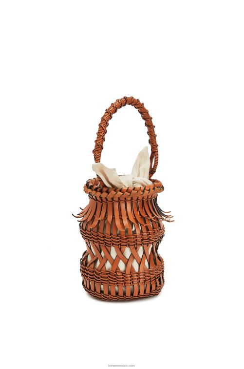 broncearse bolso bombonera con flecos de piel de becerro Loewe R8J8Z185 mujer