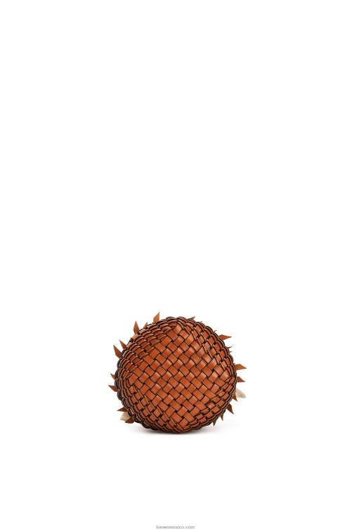 broncearse bolso bombonera con flecos de piel de becerro Loewe R8J8Z185 mujer