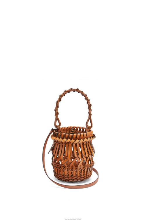 broncearse bolso bombonera pequeño con flecos de piel de becerro Loewe R8J8Z177 mujer