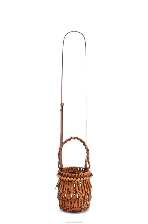 broncearse bolso bombonera pequeño con flecos de piel de becerro Loewe R8J8Z177 mujer