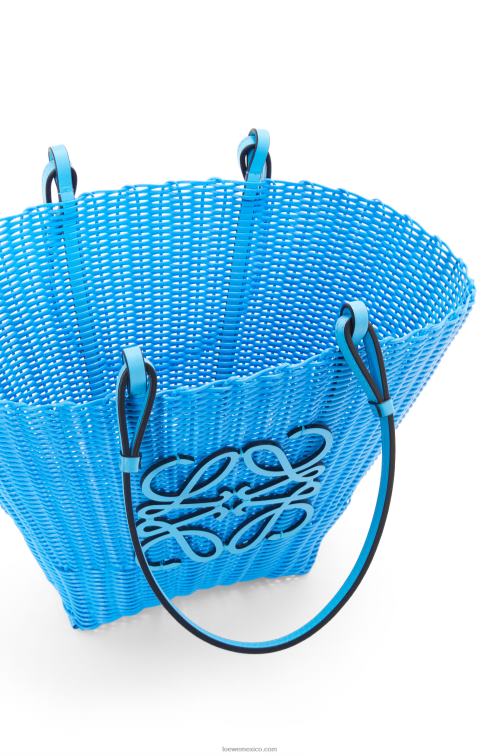 cielo azul Bolso cesta sirena de plástico y piel de becerro Loewe R8J8Z60 mujer