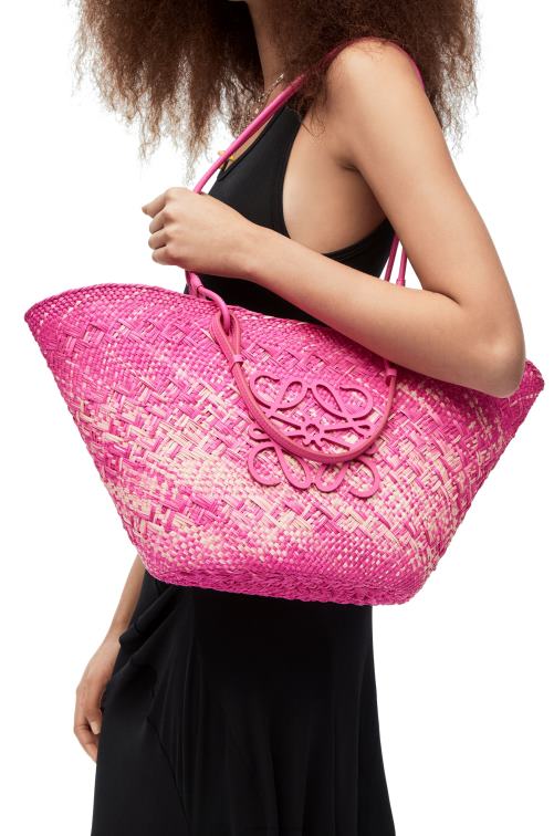 fucsia Bolso basket anagram en palma de iraca y piel de becerro Loewe R8J8Z70 mujer