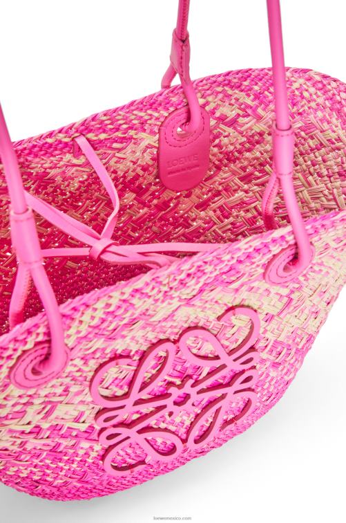fucsia Bolso basket pequeño anagram de palma de iraca y piel de becerro Loewe R8J8Z56 mujer