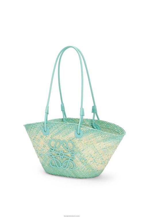 menta fresca Bolso basket pequeño anagram de palma de iraca y piel de becerro Loewe R8J8Z110 mujer