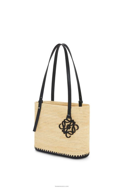 natural/negro Bolso cesta pequeño cuadrado de rafia y caucho Loewe R8J8Z45 mujer