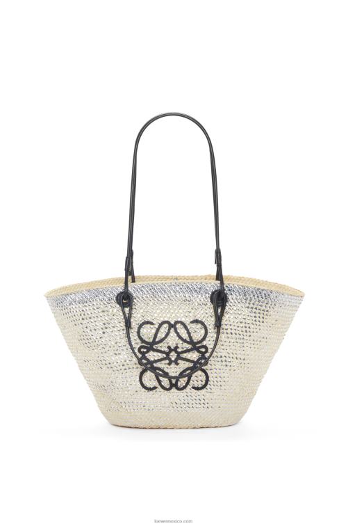 natural/plata Bolso basket brillante anagram en palma de iraca y piel de becerro Loewe R8J8Z42 mujer