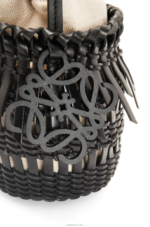 negro bolso bombonera pequeño con flecos de piel de becerro Loewe R8J8Z88 mujer