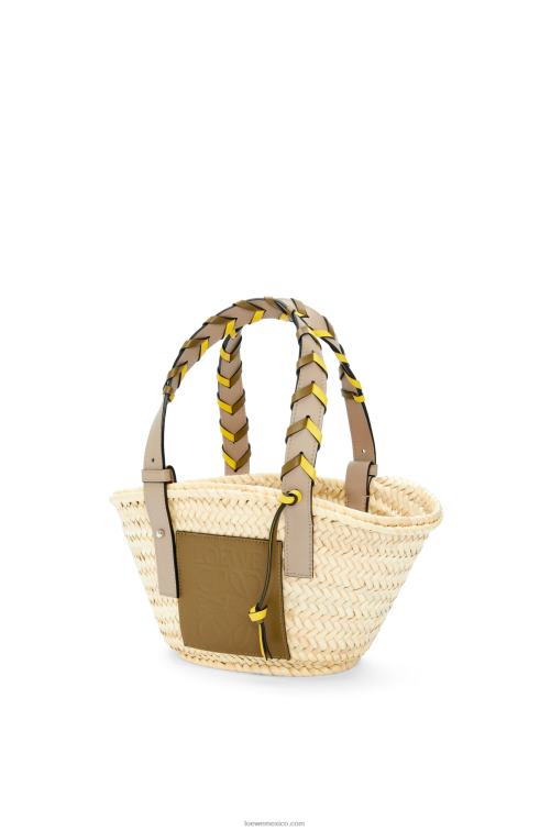 oliva/arena Bolso cesta pequeño en hoja de palma con asa trenzada en piel de becerro Loewe R8J8Z5 mujer