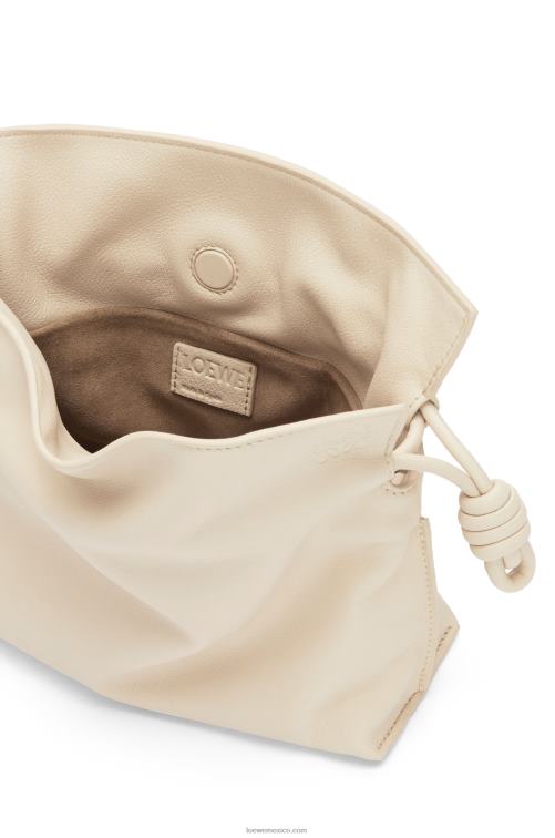 angora bolso de mano mini flamenco de piel de becerro napa Loewe R8J8Z331 mujer