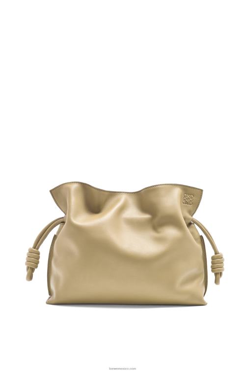 arcilla verde bolso de mano flamenco de piel de becerro napa Loewe R8J8Z424 mujer