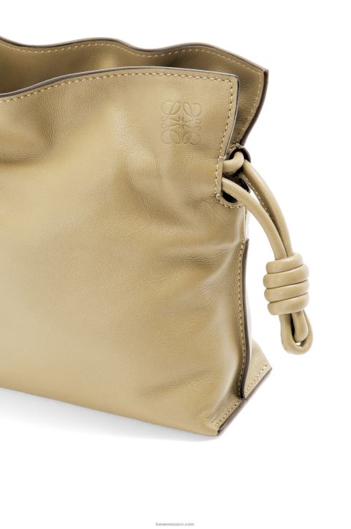 arcilla verde bolso de mano mini flamenco de piel de becerro napa Loewe R8J8Z217 mujer