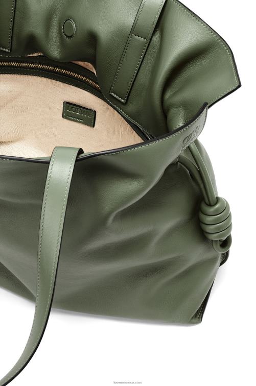 caqui de la vendimia bolso de mano flamenco grande de piel de becerro napa Loewe R8J8Z429 mujer