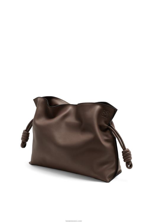 chocolate bolso de mano flamenco de piel de becerro napa Loewe R8J8Z623 mujer