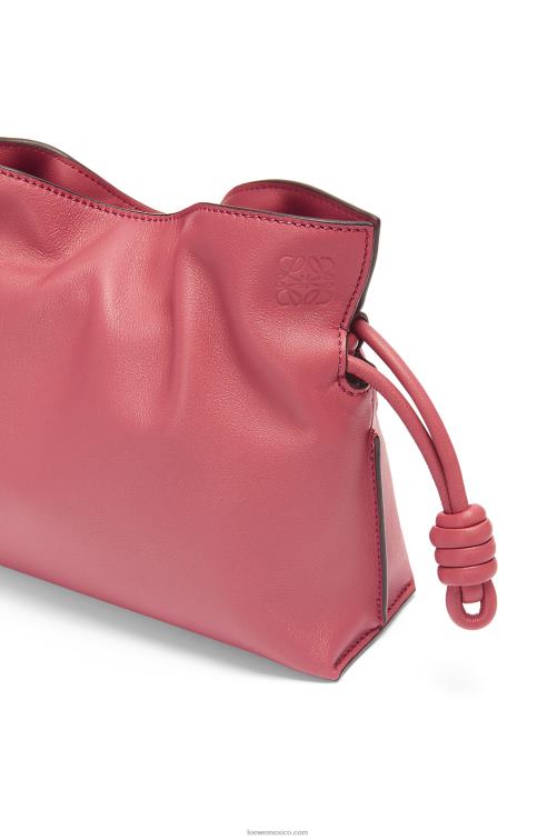 ciruela bolso de mano mini flamenco de piel de becerro napa Loewe R8J8Z272 mujer