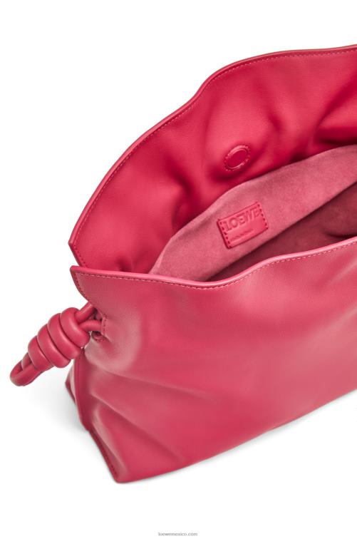 esmalte rojo rubí bolso de mano flamenco de piel de becerro napa Loewe R8J8Z445 mujer