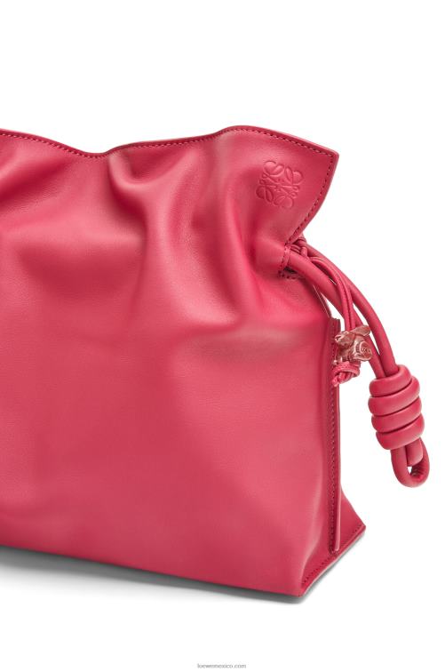 esmalte rojo rubí bolso de mano flamenco de piel de becerro napa Loewe R8J8Z445 mujer