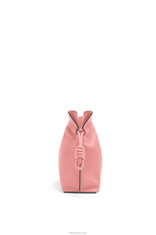 flor de durazno bolso de mano flamenco de piel de becerro napa Loewe R8J8Z447 mujer