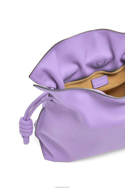 malva claro bolso de mano flamenco de piel de becerro napa Loewe R8J8Z388 mujer