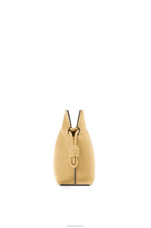 mantequilla oscura bolso de mano flamenco de piel de becerro napa Loewe R8J8Z363 mujer