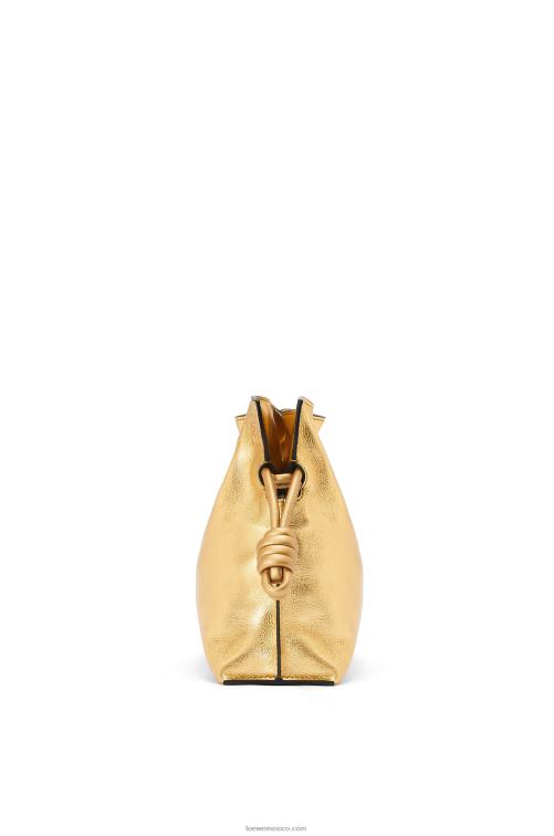 oro bolso de mano mini flamenco de piel de becerro napa con cadena Loewe R8J8Z333 mujer