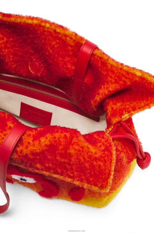 rojo Clutch calcifer xl flamenca en borrego Loewe R8J8Z444 mujer