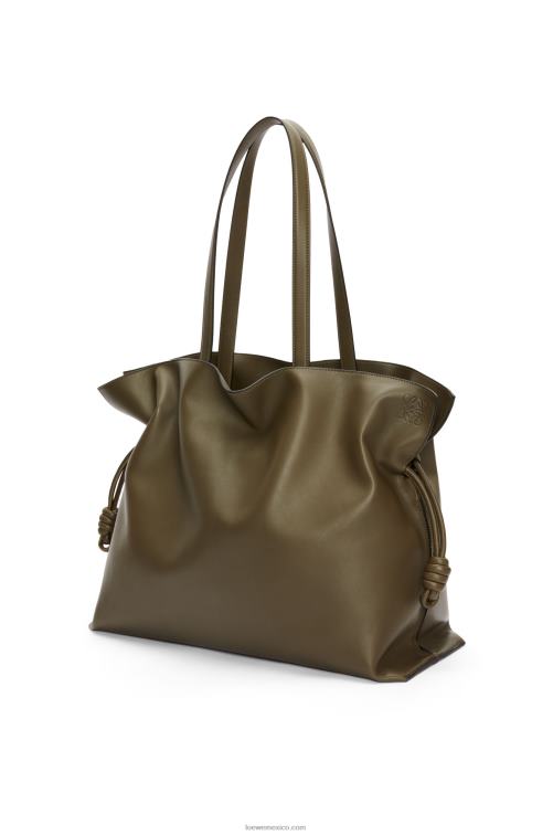 verde caqui oscuro Bolso flamenco xl en piel napa de ternera Loewe R8J8Z360 mujer