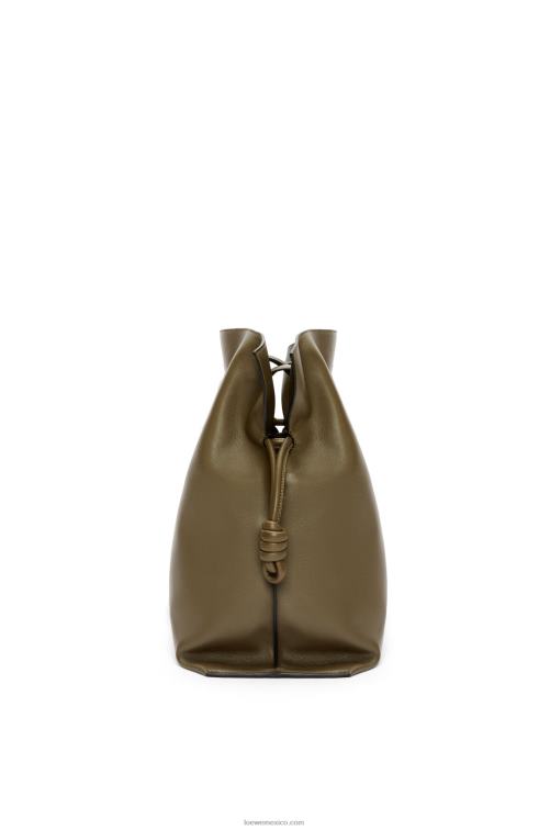 verde caqui oscuro Bolso flamenco xl en piel napa de ternera Loewe R8J8Z360 mujer