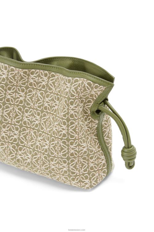 verde/verde aguacate mini clutch de flamenca en jacquard anagrama y piel bovina Loewe R8J8Z291 mujer