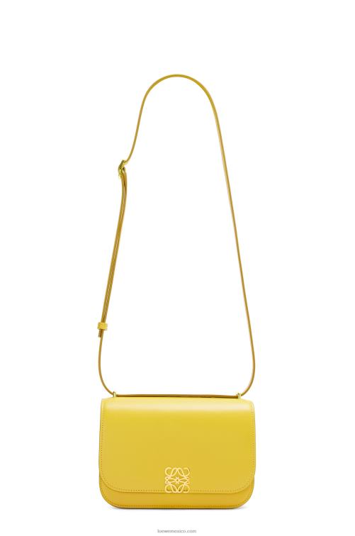 amarillo bolso goya pequeño en piel de becerro de seda Loewe R8J8Z304 mujer