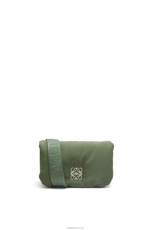 caqui de la vendimia bolso goya mini puffer de nailon Loewe R8J8Z430 mujer