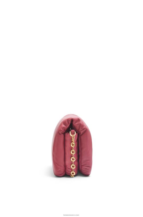 ciruela bolso puffer goya de napa de cordero brillante Loewe R8J8Z489 mujer