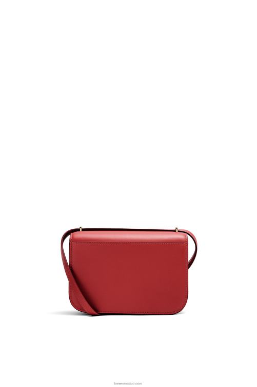 color rojo oscuro bolso goya pequeño en piel de becerro de seda Loewe R8J8Z308 mujer