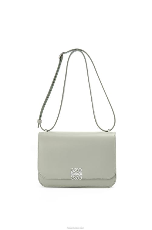 gris ceniza bolso goya en piel de becerro de seda Loewe R8J8Z507 mujer